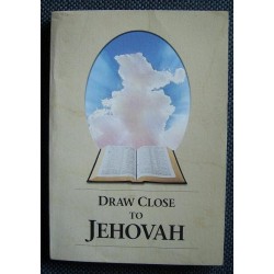 Draw Close to Jehovah - Publikacja religijna | Studium przymiotów